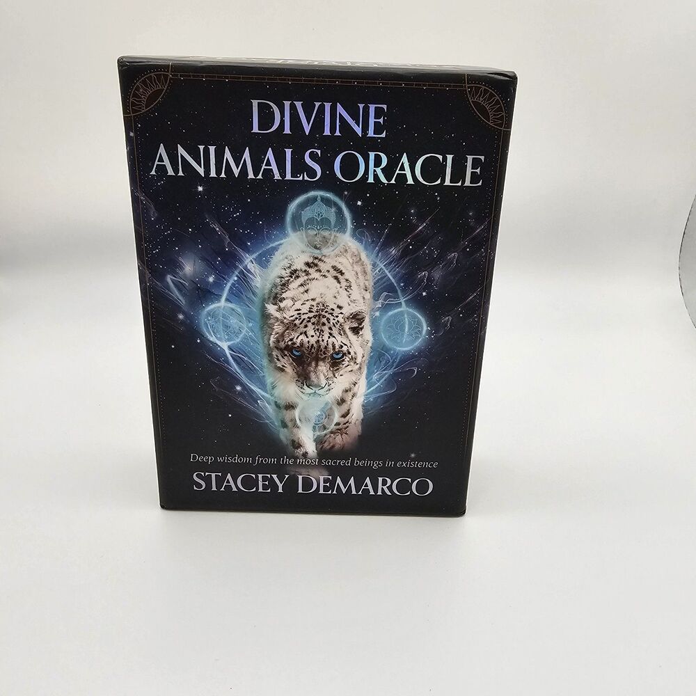 Divine Animals Oracle: Deep wisdom  Demarco, Stacey
